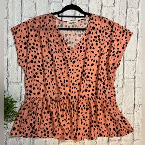 Peplum short sleeve blouse large
